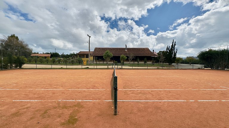 Refúgio Exclusivo | 4 Suítes em Rancho Queimado