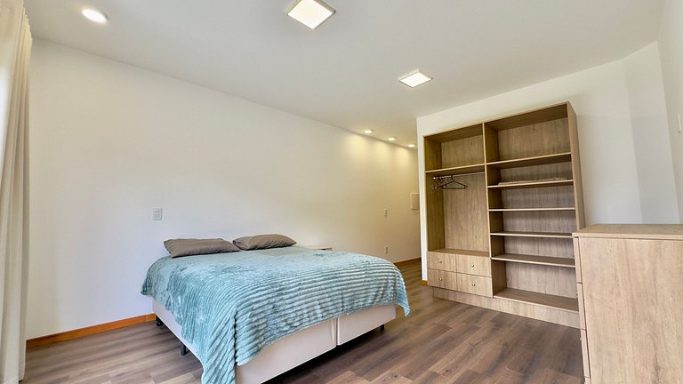 Refúgio Exclusivo | 4 Suítes em Rancho Queimado